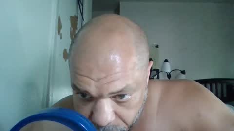 Snapshot of redbone441 chatting on 04-27-26, 07:56 Redbone online show from 04-27-26, 07:56