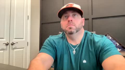 Snapshot of redbull1414 chatting on 12-26-24, 10:52 RedBull online show from 12-26-24, 10:52