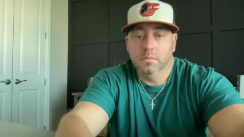 Snapshot of redbull1414 chatting on 09-18-25, 01:35 RedBull online show from 09-18-25, 01:35