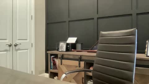 Snapshot of redbull1414 chatting on 10-27-25, 01:04 RedBull online show from 10-27-25, 01:04