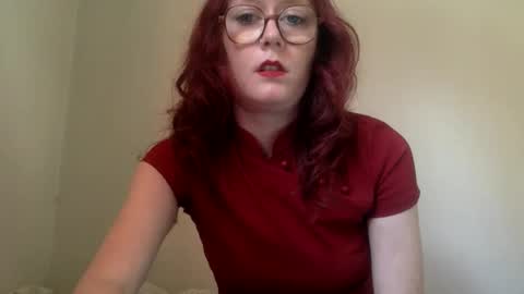 Snapshot of redcassie666 chatting on 03-28-26, 04:28 redcassie666 online show from 03-28-26, 04:28