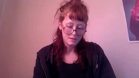 Snapshot of redcassie666 chatting on 04-08-26, 03:01 redcassie666 online show from 04-08-26, 03:01