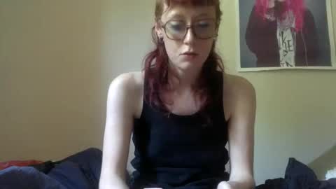 Snapshot of redcassie666 chatting on 04-09-26, 11:04 redcassie666 online show from 04-09-26, 11:04