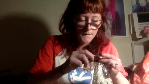 Snapshot of redcassie666 chatting on 04-15-26, 07:58 redcassie666 online show from 04-15-26, 07:58