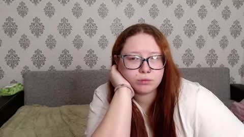 Chloe online show from 10-15-25, 07:30