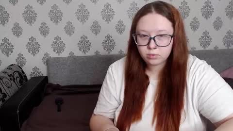 Chloe online show from 10-18-25, 08:15