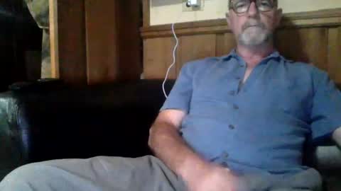 Snapshot of redfox60010 chatting on 06-29-26, 06:52 redfox60010 online show from 06-29-26, 06:52