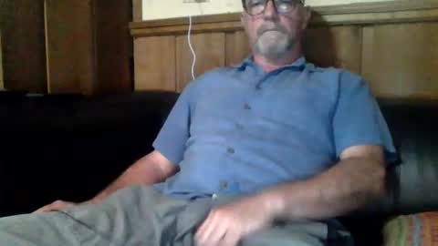Snapshot of redfox60010 chatting on 07-02-26, 04:18 redfox60010 online show from 07-02-26, 04:18