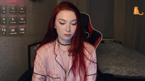 Lina online show from 01-31-25, 01:54