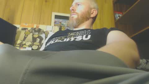 Snapshot of redhead4fun chatting on 12-02-24, 02:09 theredhead4fun online show from 12-02-24, 02:09