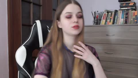 Lily online show from 12-30-24, 03:14