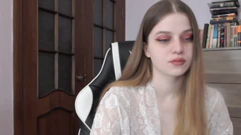 Lily online show from 02-03-25, 02:14