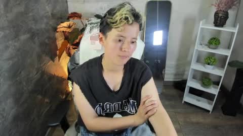 redhood_1_ online show from 04-08-26, 04:12