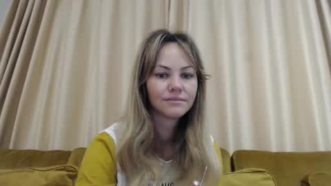 RedJessica online show from 10-14-25, 05:08