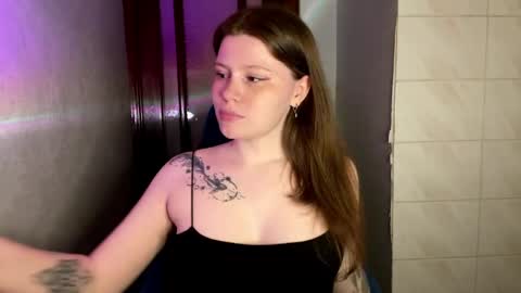 RedKissX online show from 03-25-26, 09:54