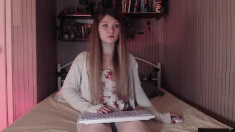 Snapshot of redmoonhead chatting on 02-17-26, 11:18 Ana online show from 02-17-26, 11:18