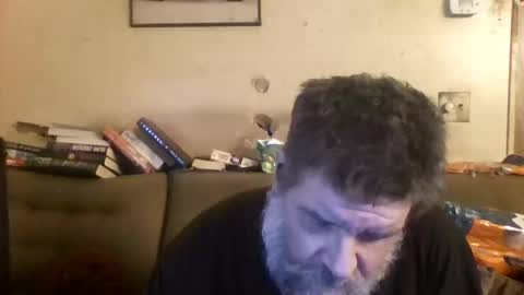 Snapshot of redmud3 chatting on 11-28-25, 01:03 redmud3 online show from 11-28-25, 01:03