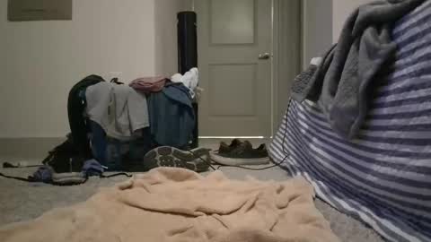 Snapshot of redqual01 chatting on 11-28-25, 03:20 redqual01 online show from 11-28-25, 03:20