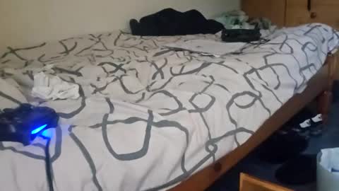 redrodridding online show from 02-19-25, 03:49