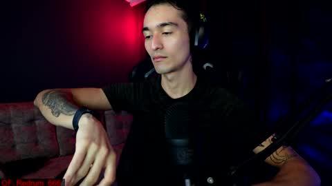 Snapshot of redrum_696 chatting on 12-05-24, 06:55 Red online show from 12-05-24, 06:55