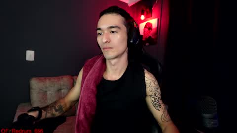 Snapshot of redrum_696 chatting on 12-07-24, 11:12 Red online show from 12-07-24, 11:12