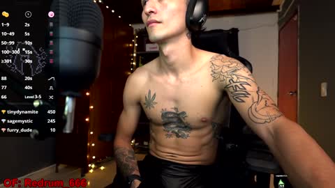 Snapshot of redrum_696 chatting on 12-29-24, 07:28 Red online show from 12-29-24, 07:28