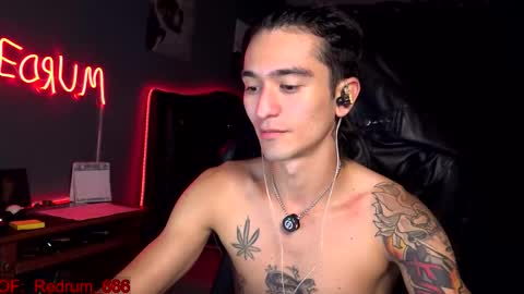 Snapshot of redrum_696 chatting on 10-12-25, 07:02 Red online show from 10-12-25, 07:02