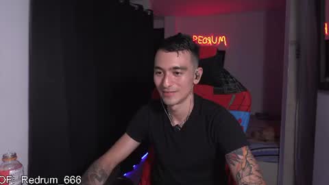Snapshot of redrum_696 chatting on 07-03-26, 01:01 Red online show from 07-03-26, 01:01