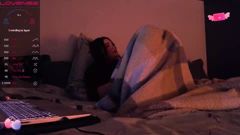 Red online show from 11-15-25, 12:52