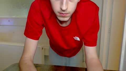 Snapshot of reecedalton chatting on 10-19-25, 09:26 Reece online show from 10-19-25, 09:26