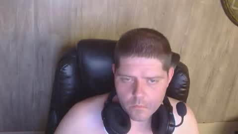Snapshot of reecoiled chatting on 06-09-26, 10:05 reecoiled online show from 06-09-26, 10:05
