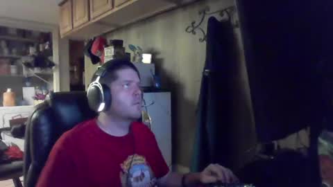 Snapshot of reecoiled chatting on 06-19-26, 10:41 reecoiled online show from 06-19-26, 10:41