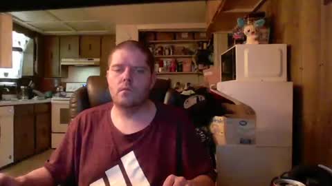 Snapshot of reecoiled chatting on 07-19-26, 08:01 reecoiled online show from 07-19-26, 08:01