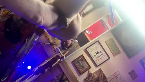 Lee online show from 02-17-26, 06:10