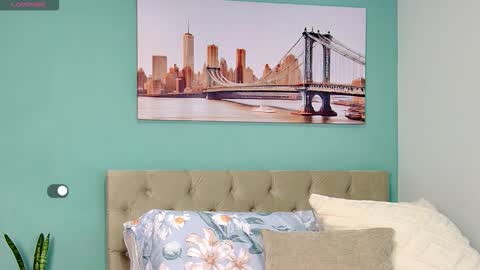 Snapshot of reese_yanella chatting on 02-03-26, 11:04 Yanella online show from 02-03-26, 11:04