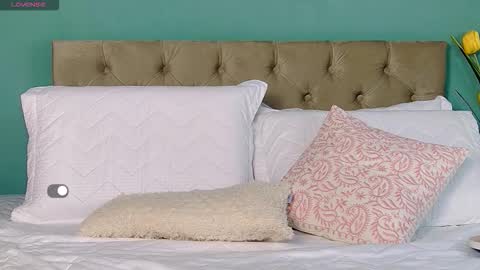 Snapshot of reese_yanella chatting on 02-20-26, 08:31 Yanella online show from 02-20-26, 08:31