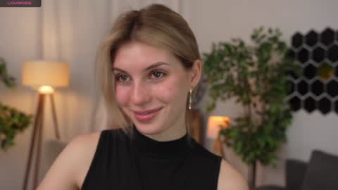 JessyinCherri yang online show from 12-13-24, 07:25