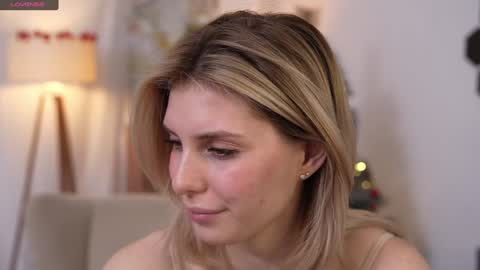 JessyinCherri yang online show from 01-06-25, 02:58