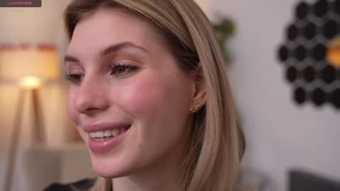 JessyinCherri yang online show from 01-20-25, 07:36