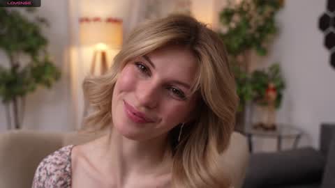 JessyinCherri yang online show from 02-06-25, 07:45