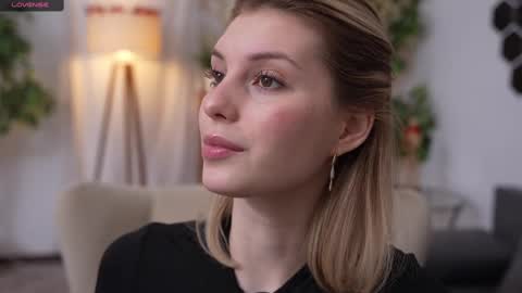 JessyinCherri yang online show from 02-09-25, 07:05