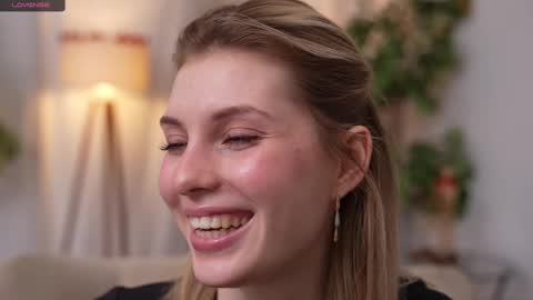 JessyinCherri yang online show from 02-09-25, 01:14