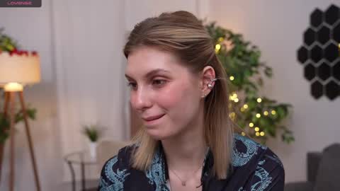 JessyinCherri yang online show from 02-16-25, 01:27