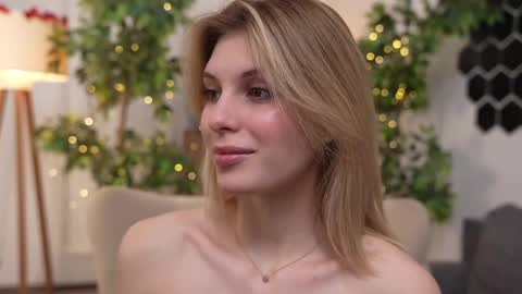 JessyinCherri yang online show from 02-20-25, 07:34