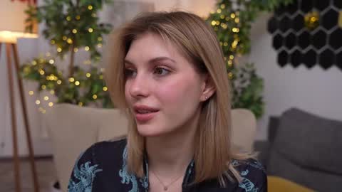 JessyinCherri yang online show from 02-21-25, 07:12