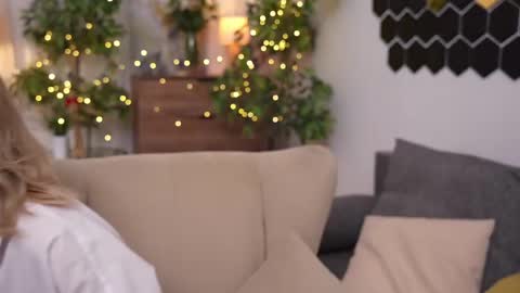 JessyinCherri yang online show from 02-24-25, 07:11