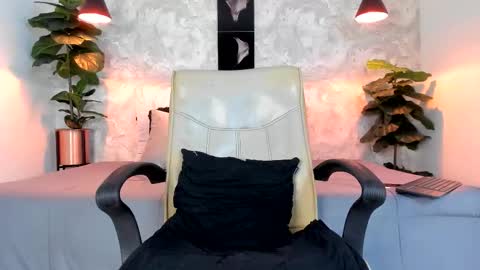 Regan online show from 11-22-25, 05:50