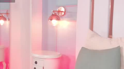 Regina  online show from 04-18-26, 06:39