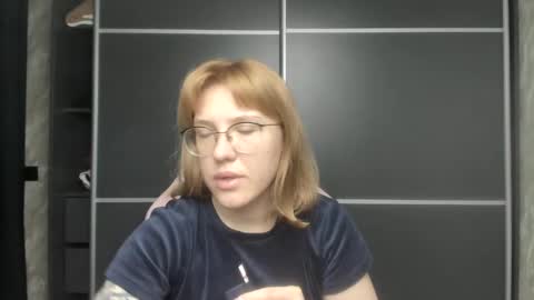 Snapshot of reginasmilee chatting on 02-02-25, 04:15 Regina online show from 02-02-25, 04:15