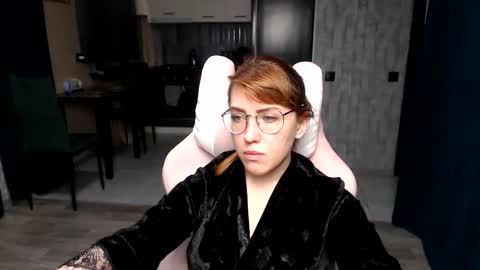 Regina online show from 11-13-25, 01:37